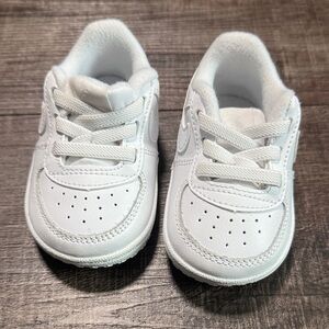 NIKE White Kids Shoes